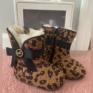 NIB Michael Kors Grace Crystal Leopard Baby Boots